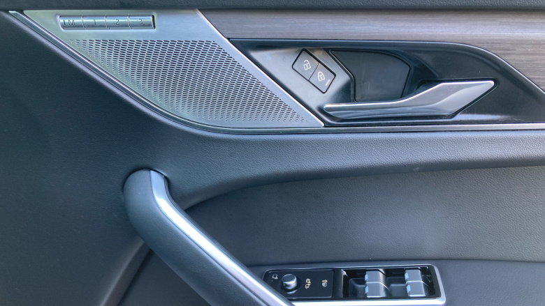 Jaguar F-Pace 2.0 D200 SE 5dr Auto AWD Diesel Estate